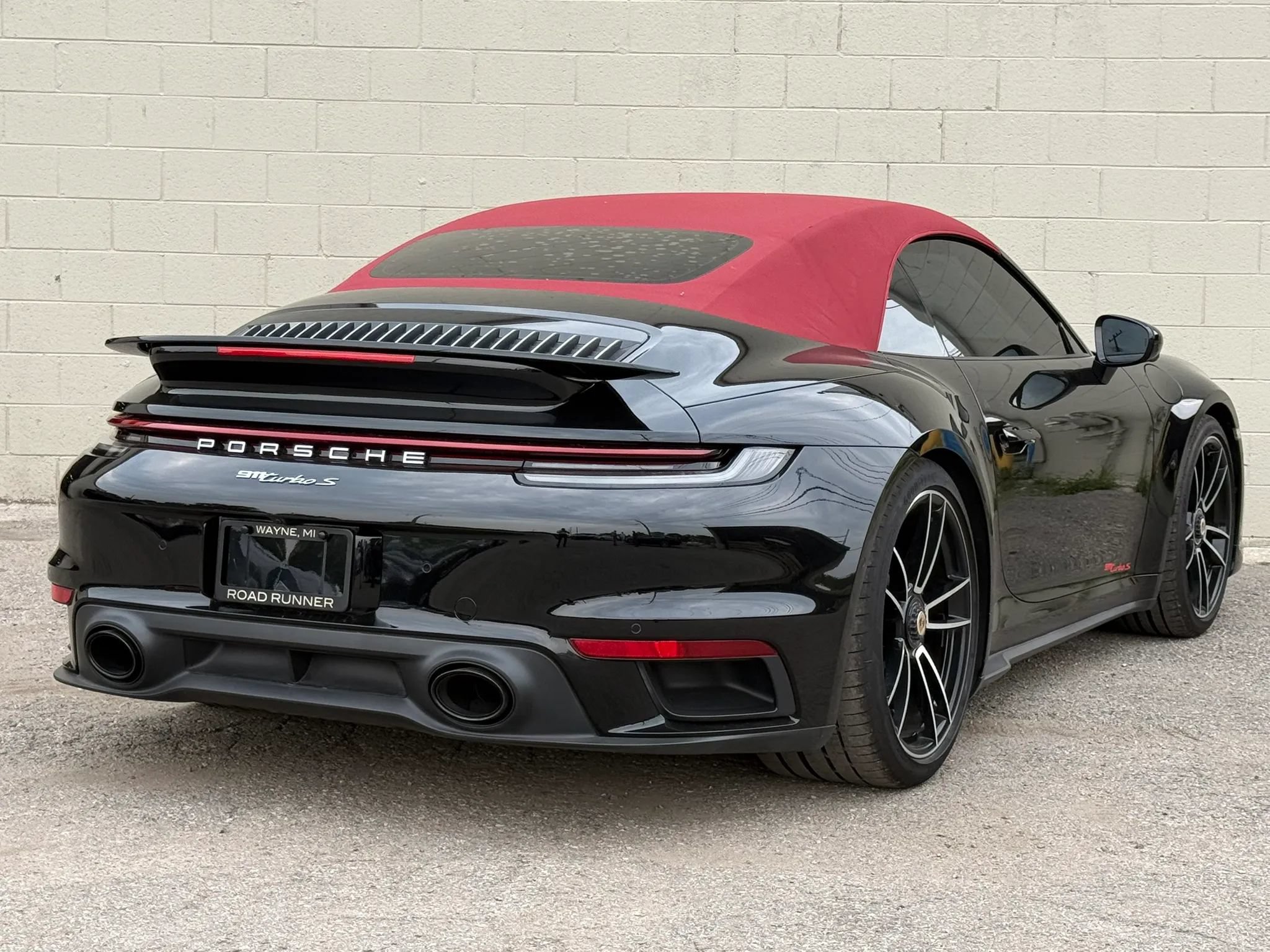 Used 2024 Porsche 911 Turbo S AWD/4WD image 14