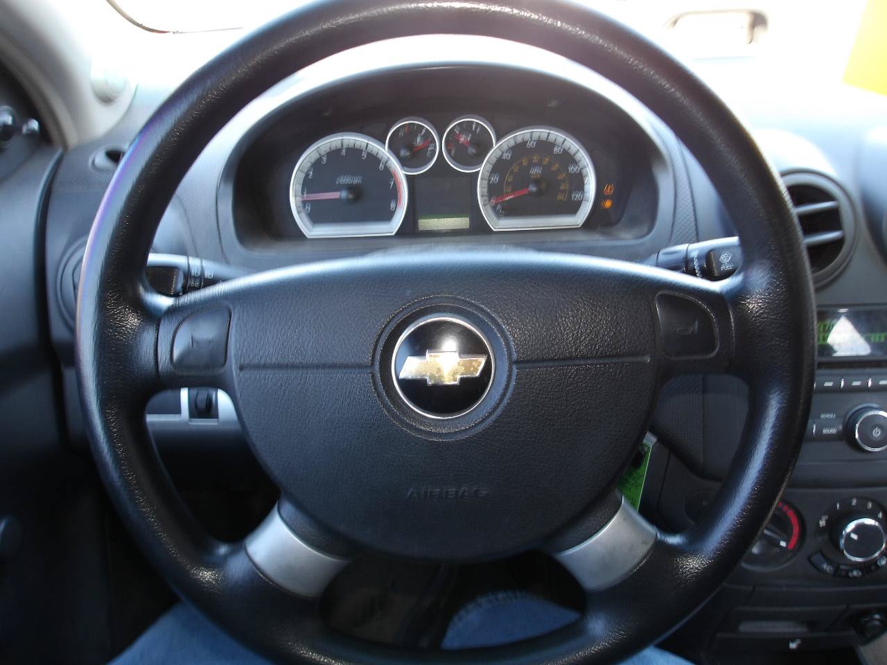 Used 2010 Chevrolet Aveo LT FWD image 13