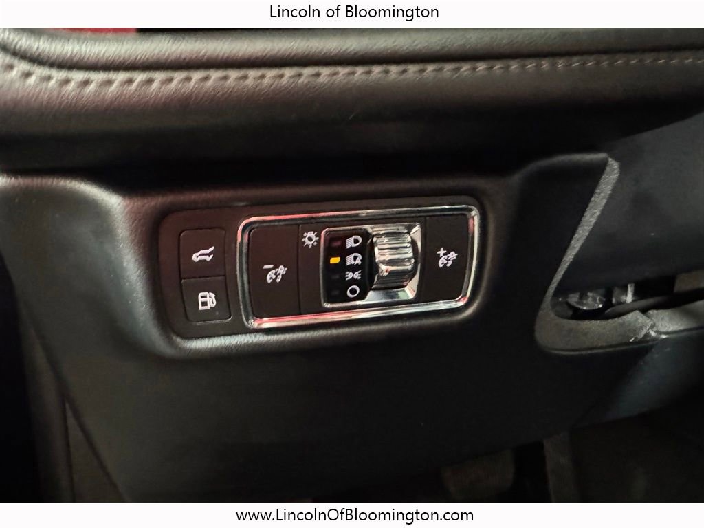 Used 2023 Lincoln Aviator Grand Touring w/ Equipment Group 301A AWD/4WD image 41