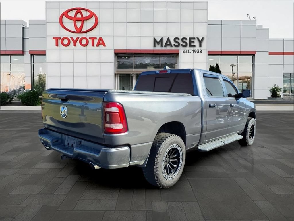 Used 2023 RAM 1500 Laramie AWD/4WD image 3