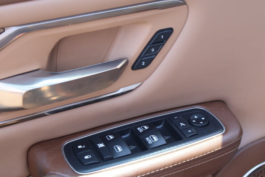 Used 2019 RAM 1500 Limited AWD/4WD image 16