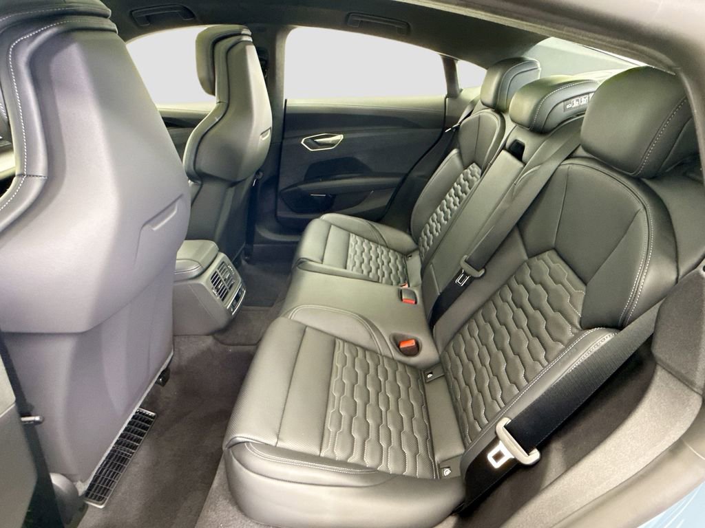 New 2026 Audi S e-tron GT Prestige image 20