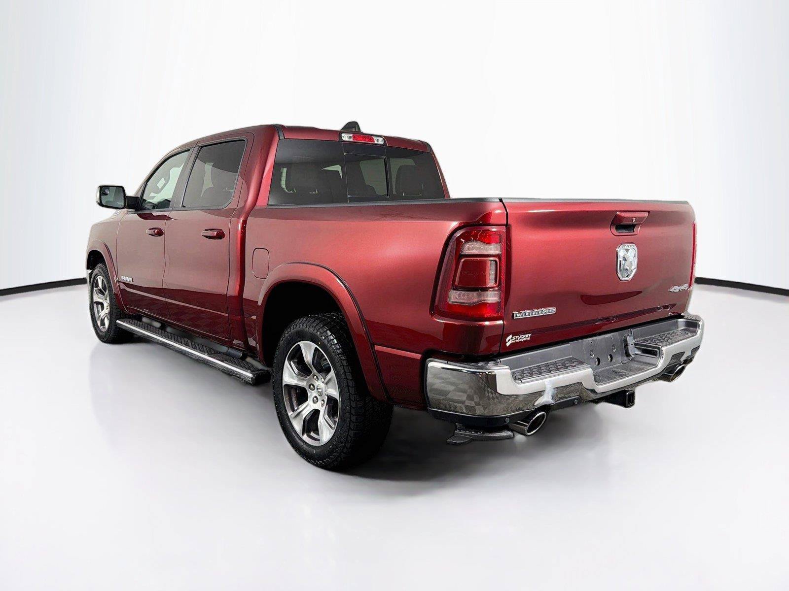 Used 2023 RAM 1500 Laramie AWD/4WD image 9