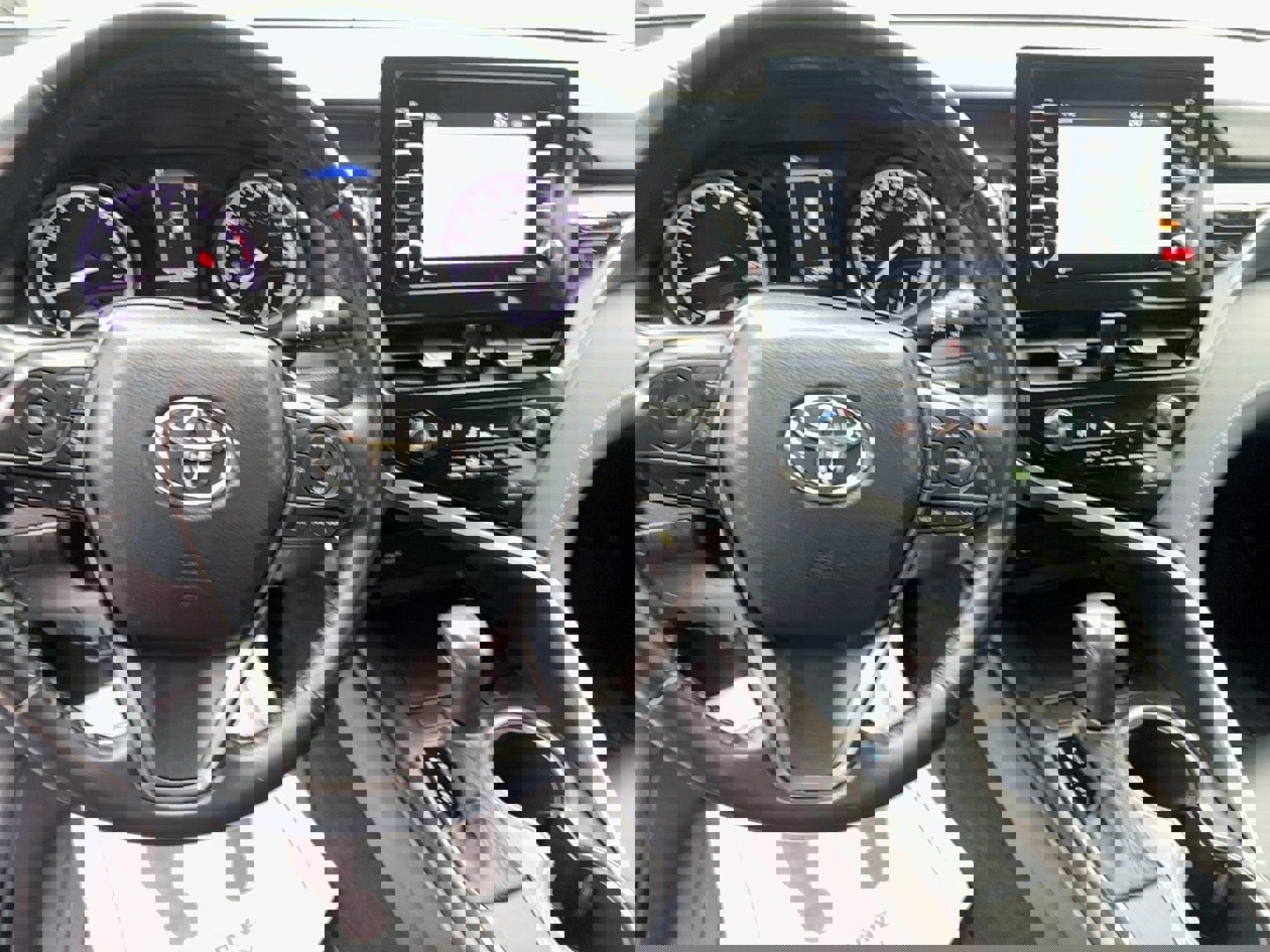 Used 2021 Toyota Camry SE image 14