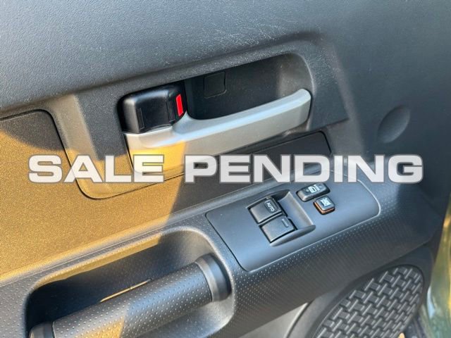 Used 2010 Toyota FJ Cruiser 4WD image 12