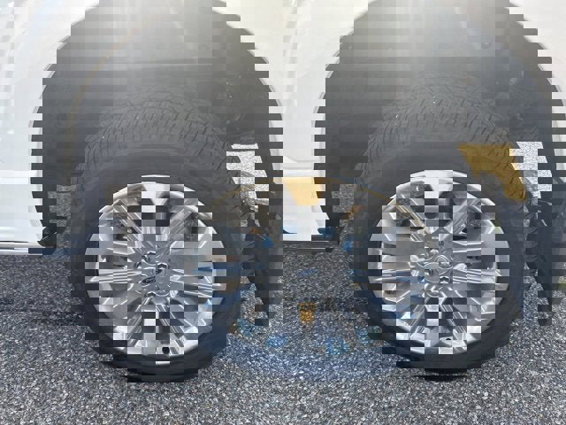 Used 2023 Ford F150 Limited image 16