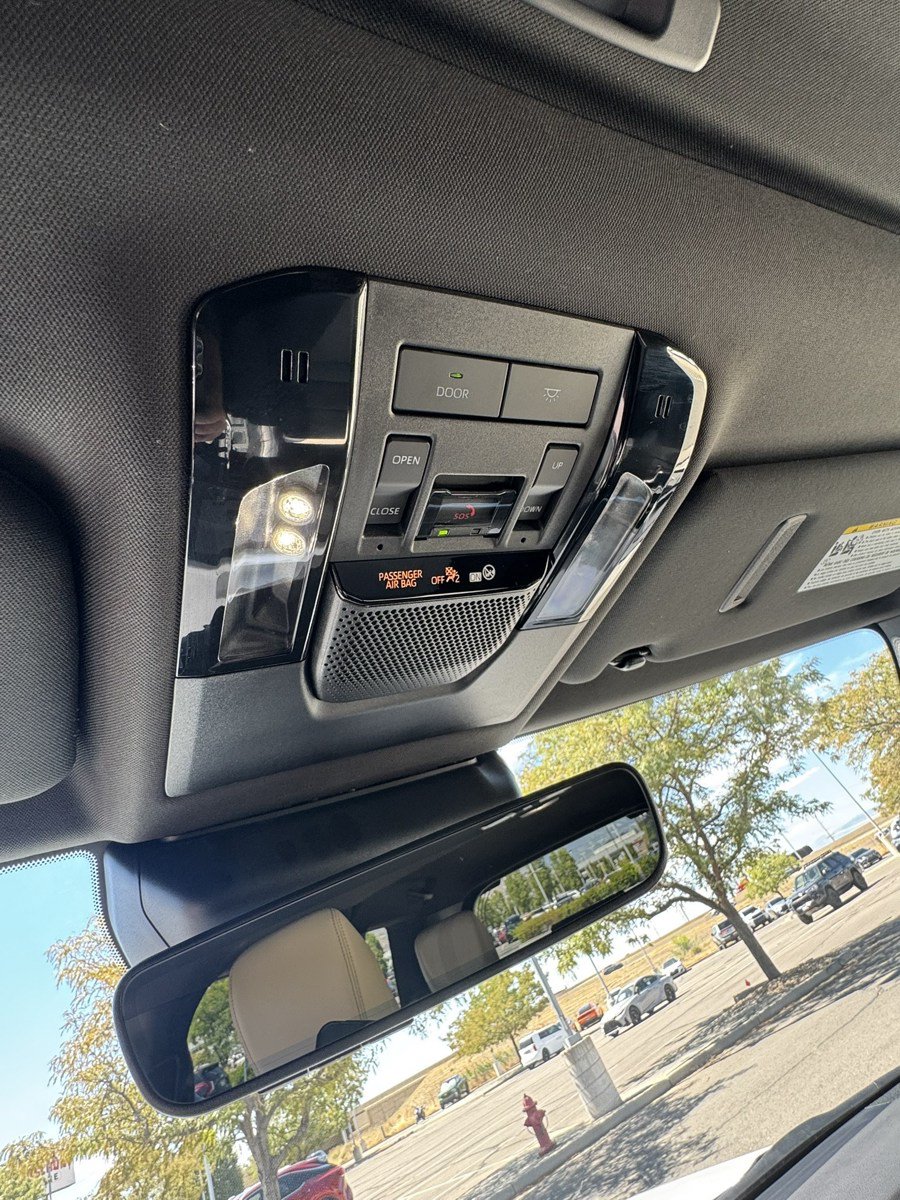 Used 2026 Lexus GX 550 AWD/4WD image 14