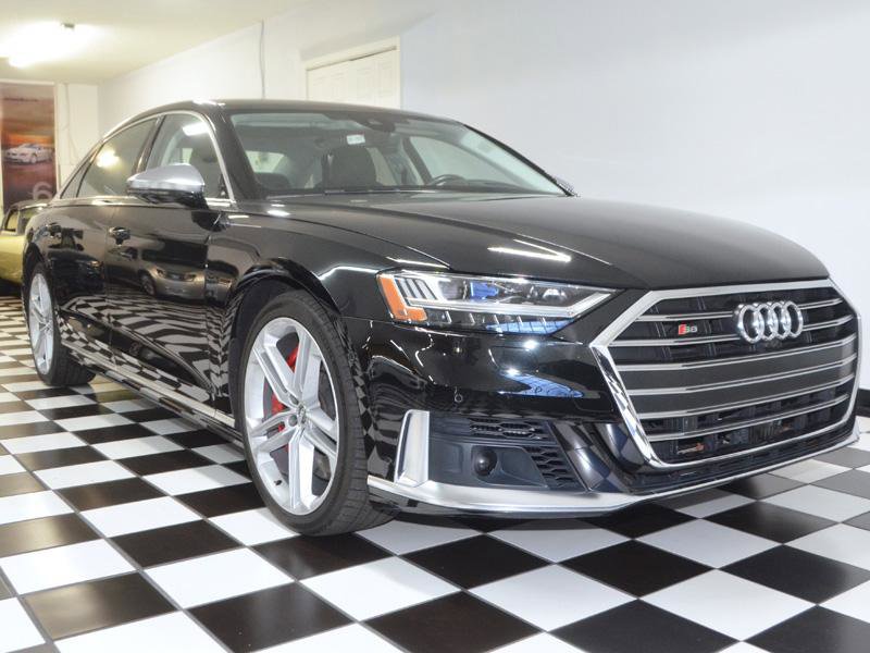 Used 2020 Audi S8 L image 3