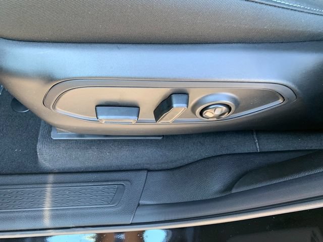 New 2027 Jeep Grand Cherokee Laredo AWD/4WD image 16