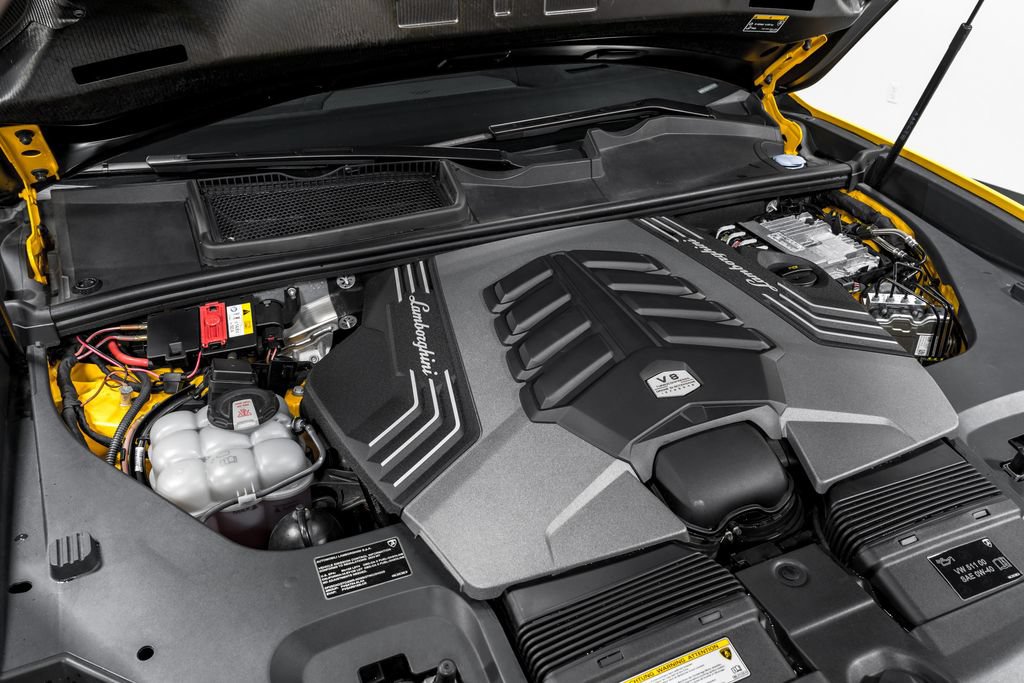Used 2023 Lamborghini Urus Performante AWD/4WD image 50