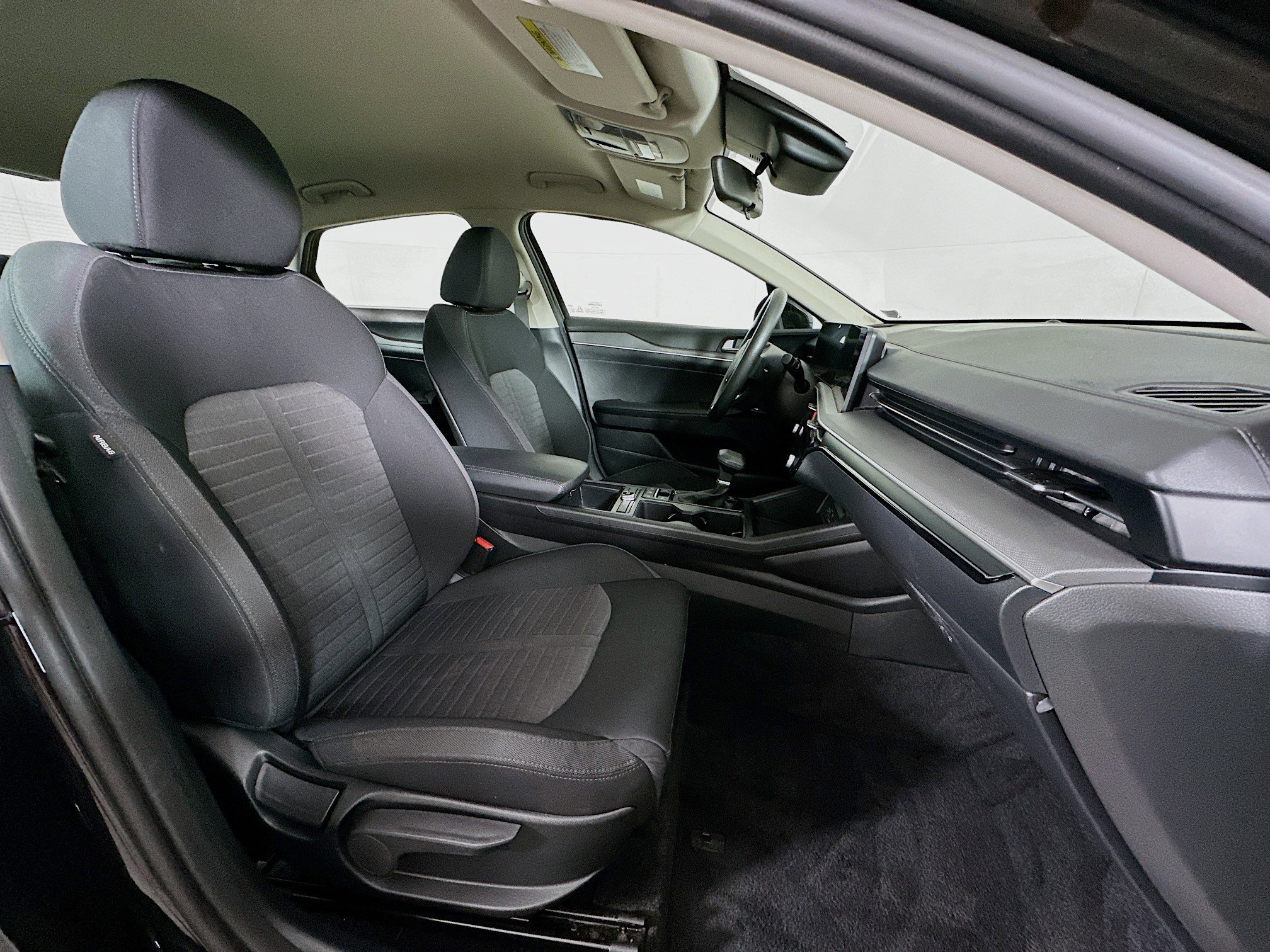 Used 2025 Kia K5 LXS image 30