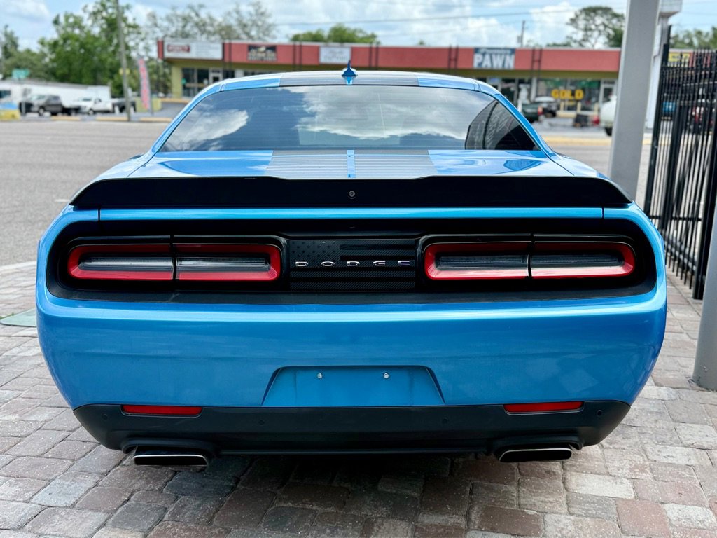 Used 2016 Dodge Challenger R/T Plus RWD image 8