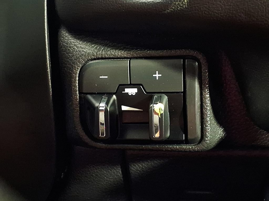 Used 2023 Dodge Durango GT RWD image 23