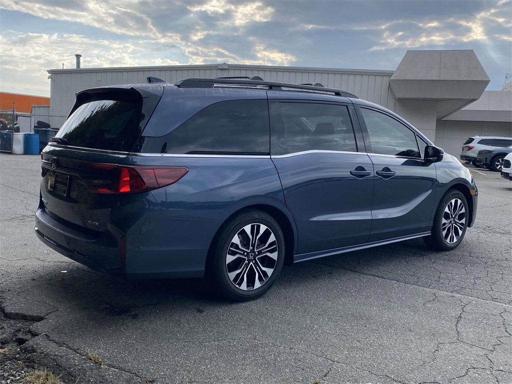 Certified 2025 Honda Odyssey Elite image 5
