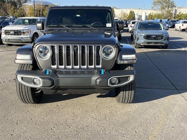 Used 2023 Jeep Wrangler Unlimited Sahara w/ Cold Weather Group image 8