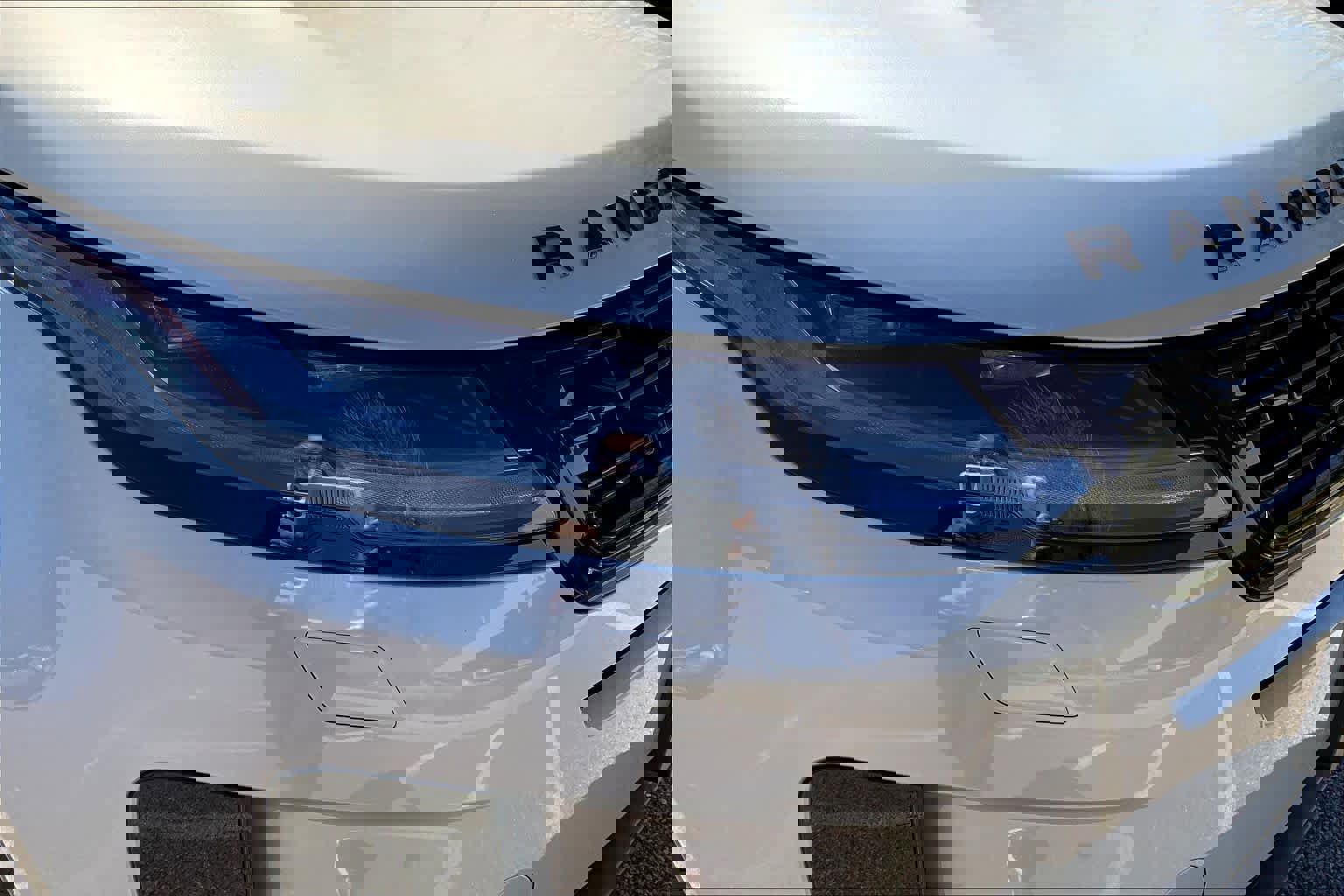 Used 2026 Land Rover Range Rover Evoque S AWD/4WD image 25