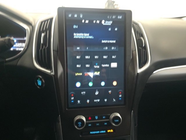 Used 2021 Ford Edge Titanium w/ Equipment Group 301A image 20