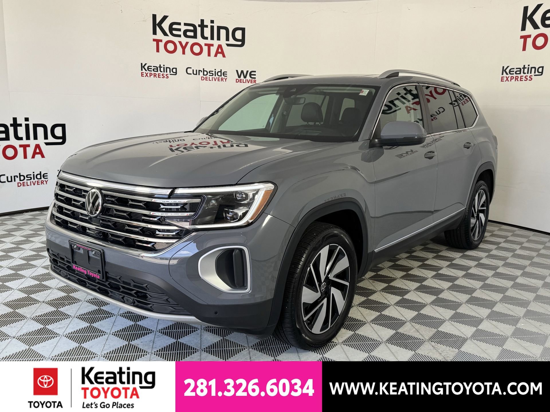 Used 2025 Volkswagen Atlas SEL AWD/4WD image 9
