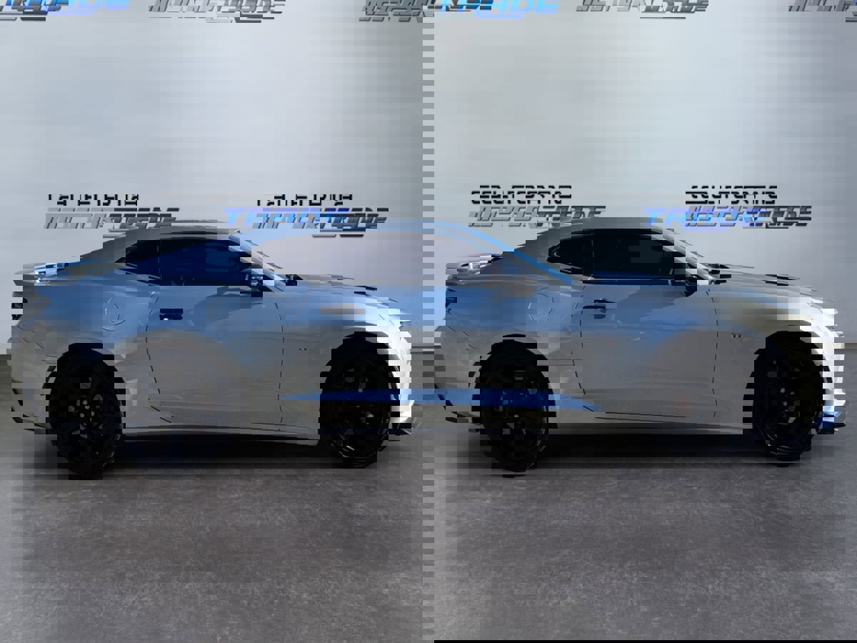 Used 2018 Chevrolet Camaro SS image 4