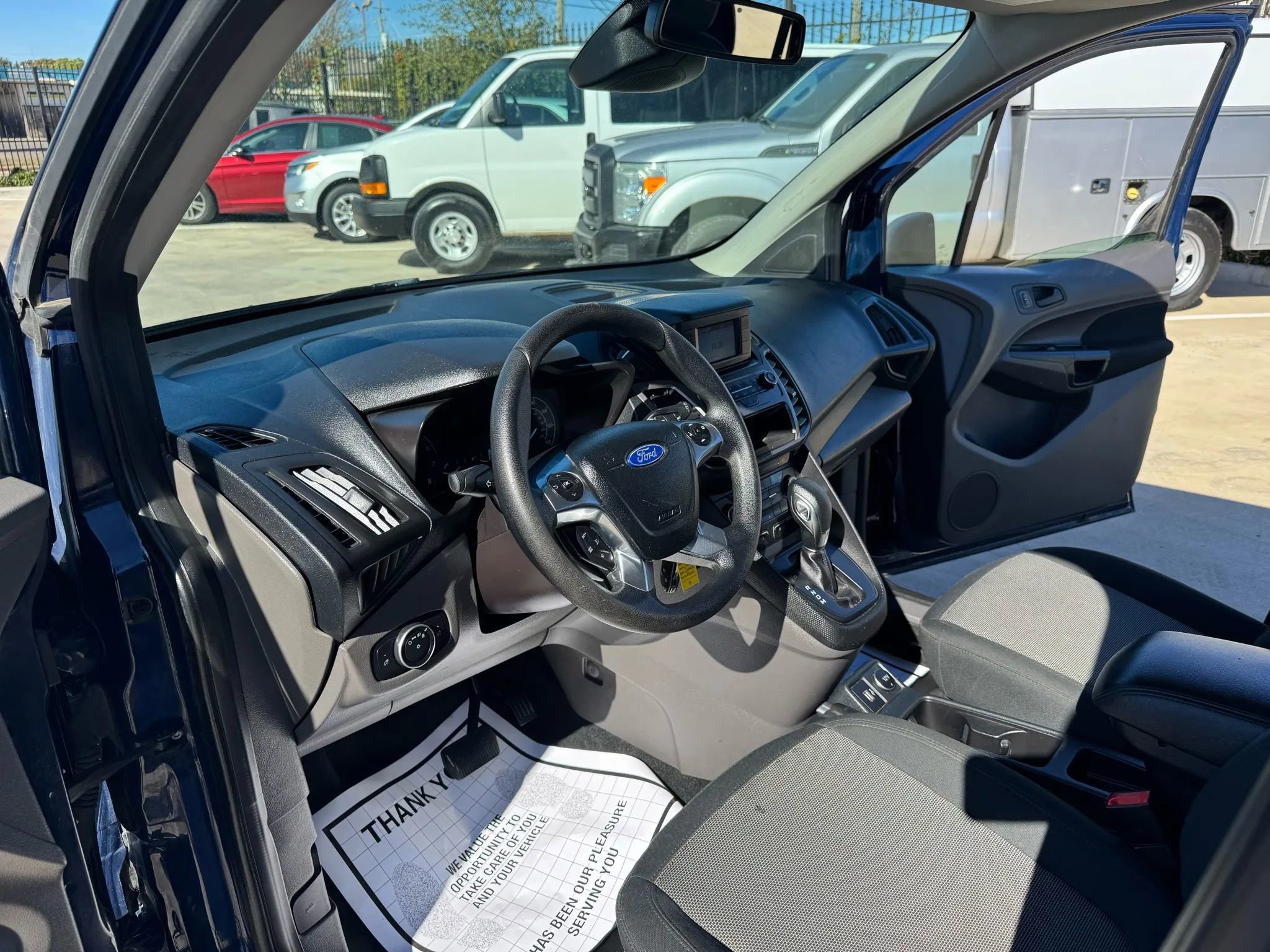 Used 2020 Ford Transit Connect XL image 25