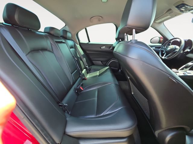 Used 2019 Alfa Romeo Giulia AWD w/ Cold Weather Package image 14