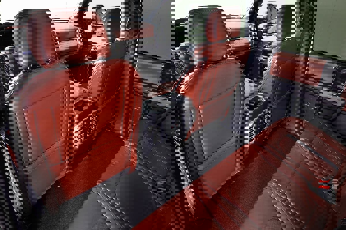 Used 2020 Ford F350 Platinum w/ FX4 Off-Road Package image 53