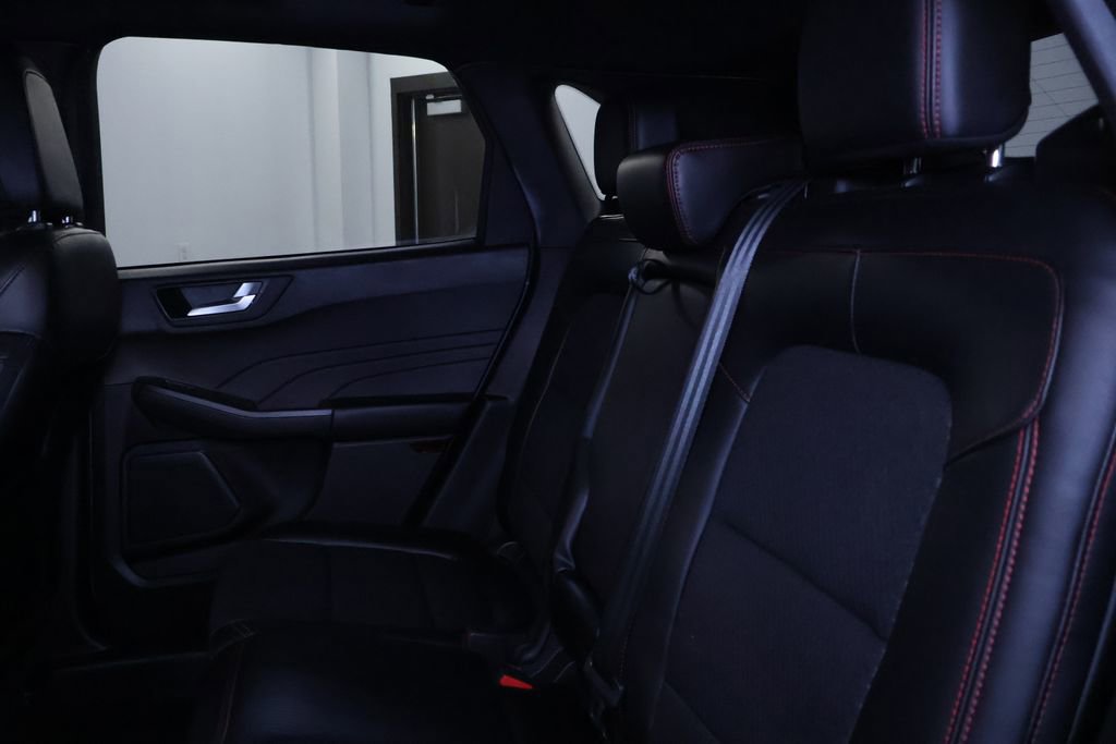 Used 2023 Ford Escape ST-Line w/ Tech Pack #1 image 16