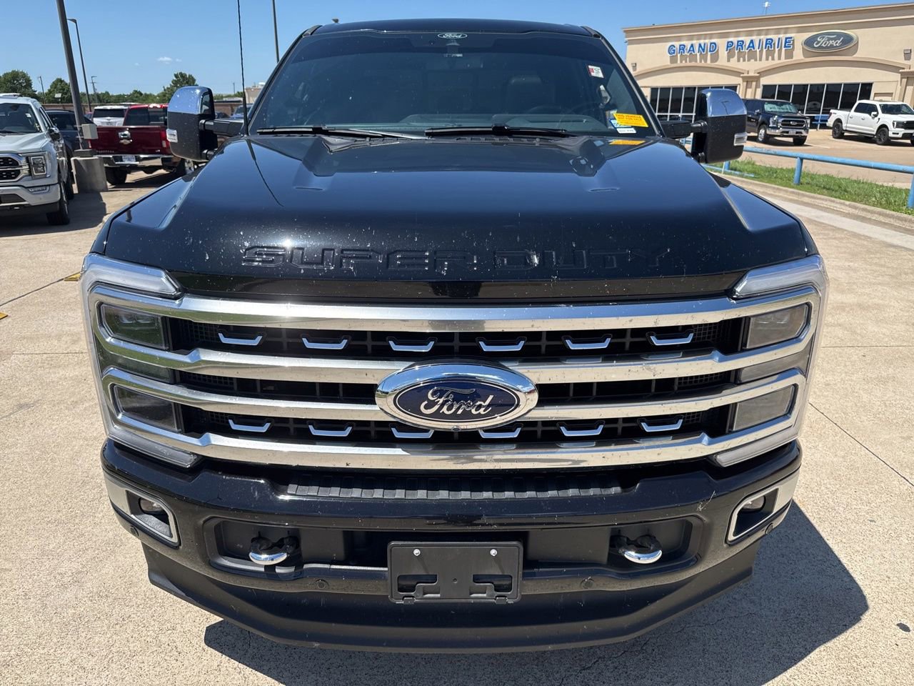 Used 2024 Ford F350 Platinum AWD/4WD image 2