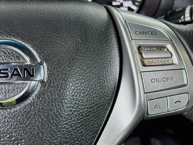 Used 2017 Nissan Altima 2.5 SL FWD image 12