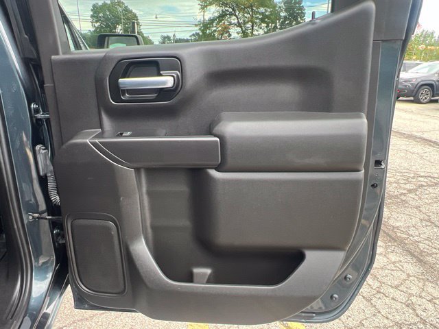 Used 2020 Chevrolet Silverado 1500 Custom w/ Custom Value Package AWD/4WD image 23