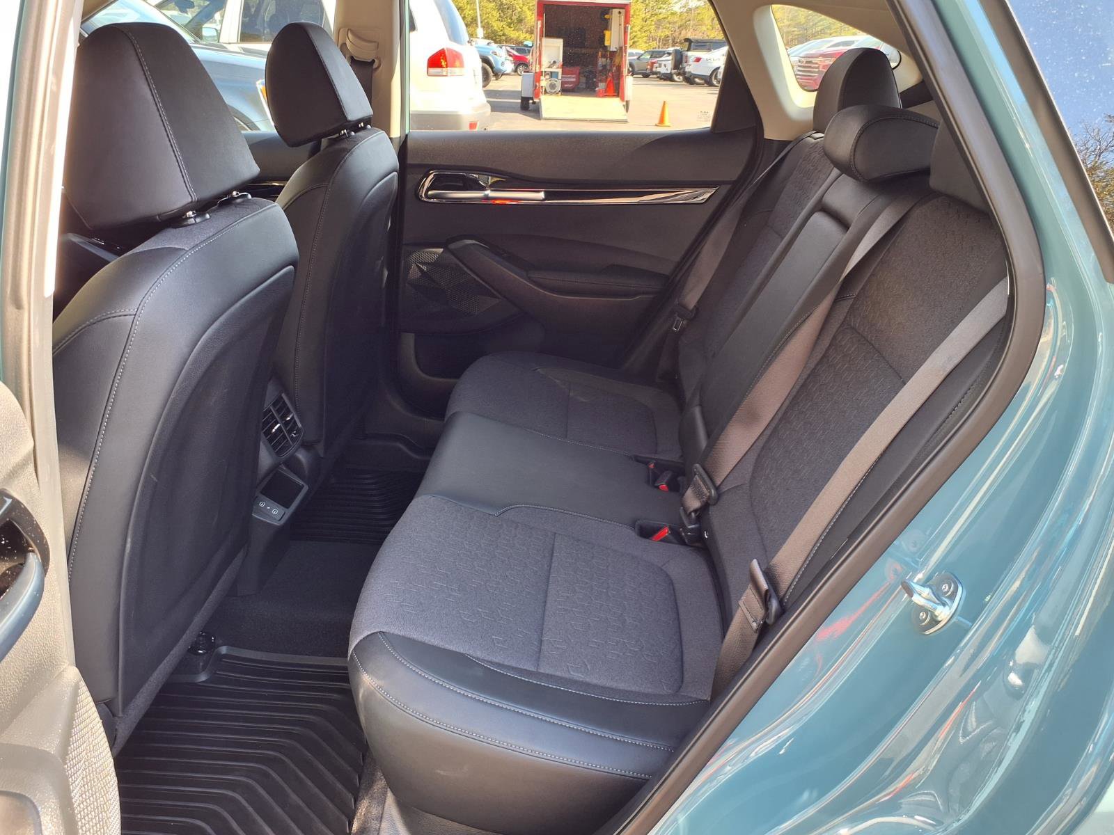 Used 2025 Kia Seltos S image 10