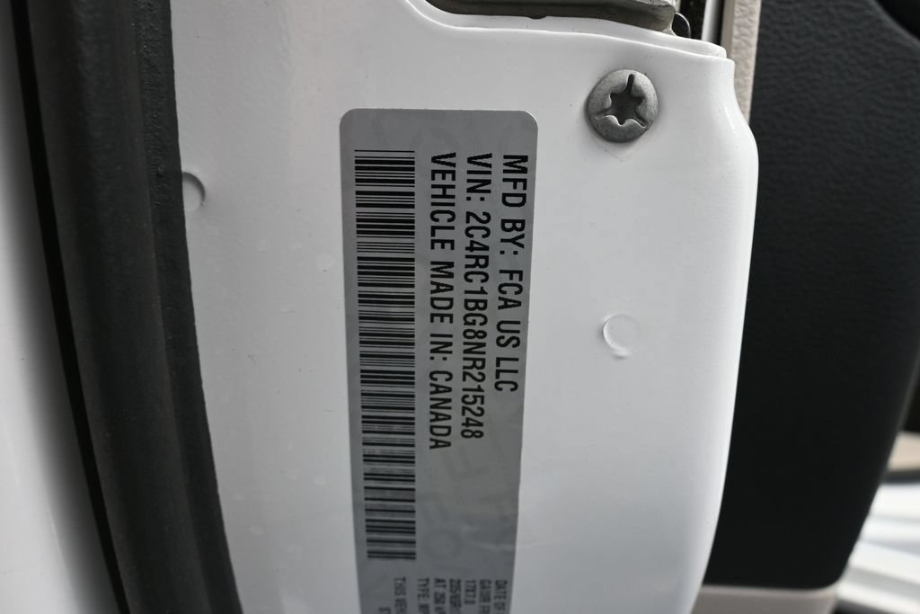 Used 2022 Chrysler Pacifica Touring-L FWD image 50