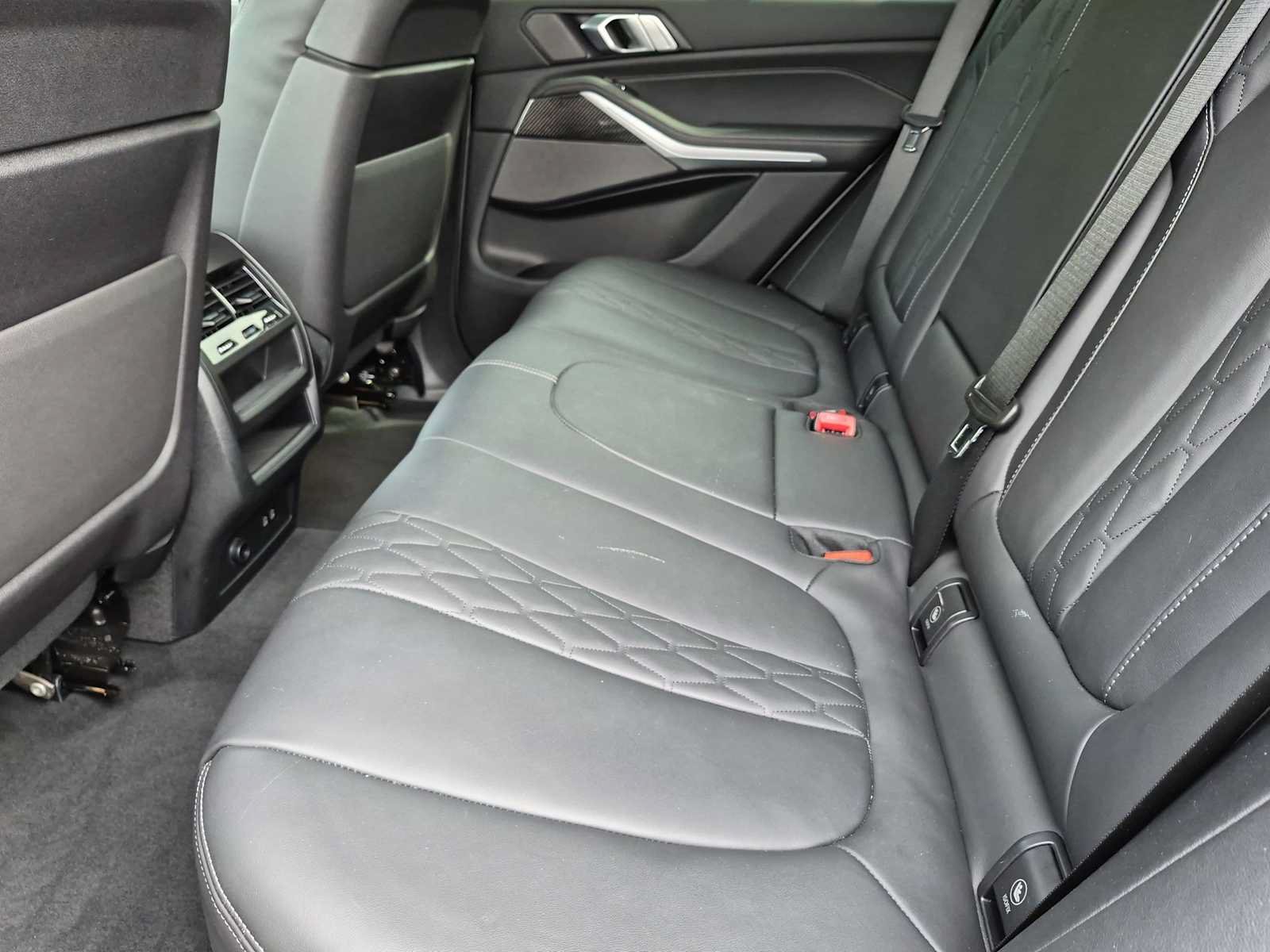 Used 2024 BMW X5 M60i w/ M Sport Professional Package AWD/4WD image 20