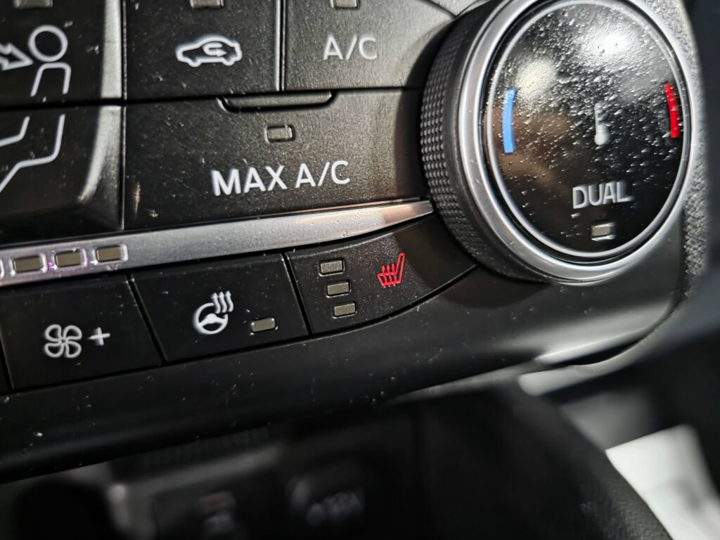 Used 2023 Ford Escape ST-Line Select AWD/4WD image 14