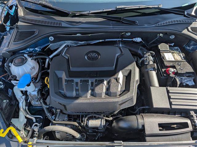 Used 2020 Volkswagen Passat 2.0T SEL image 10