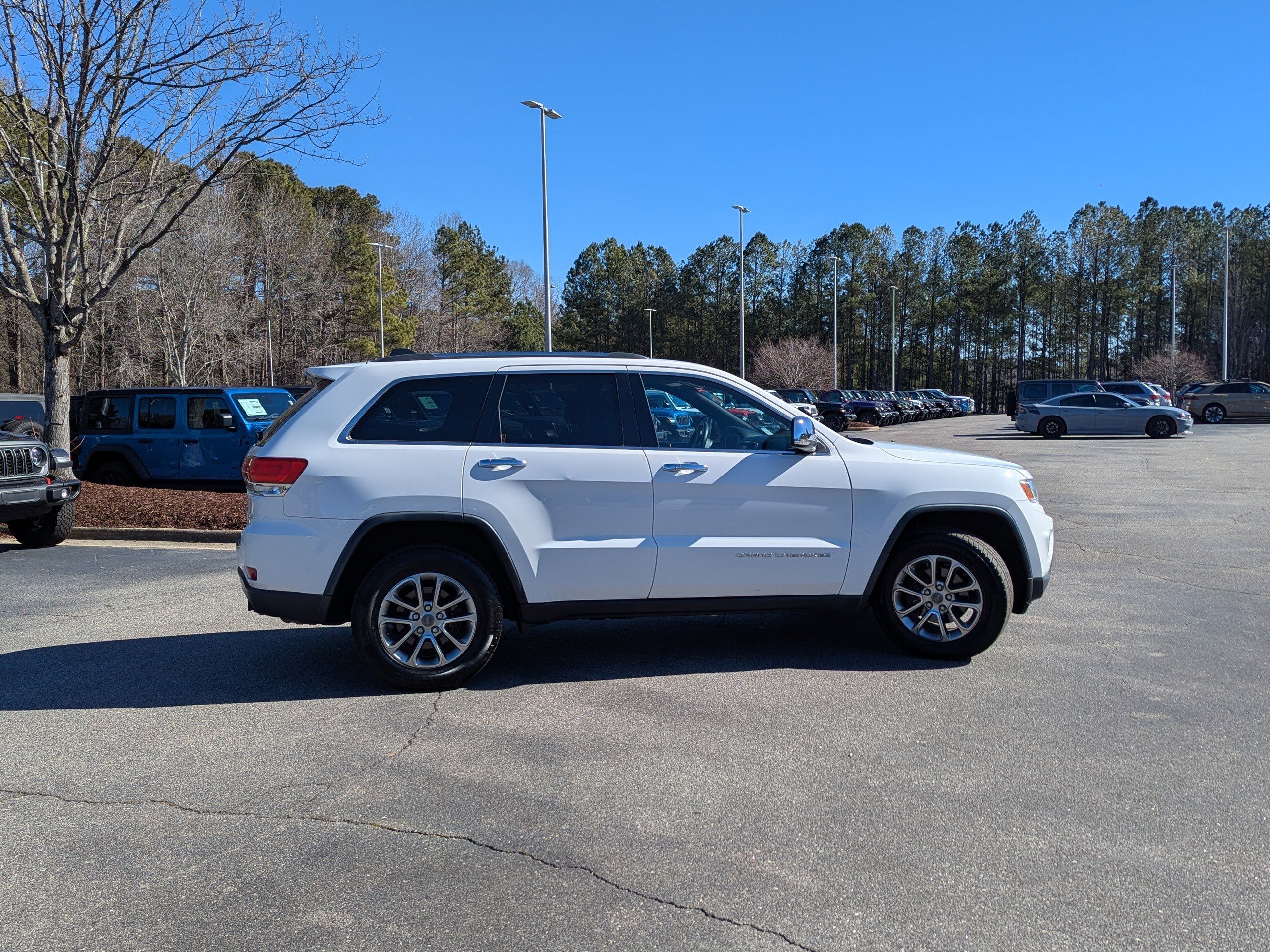 Used 2015 Jeep Grand Cherokee Limited image 4