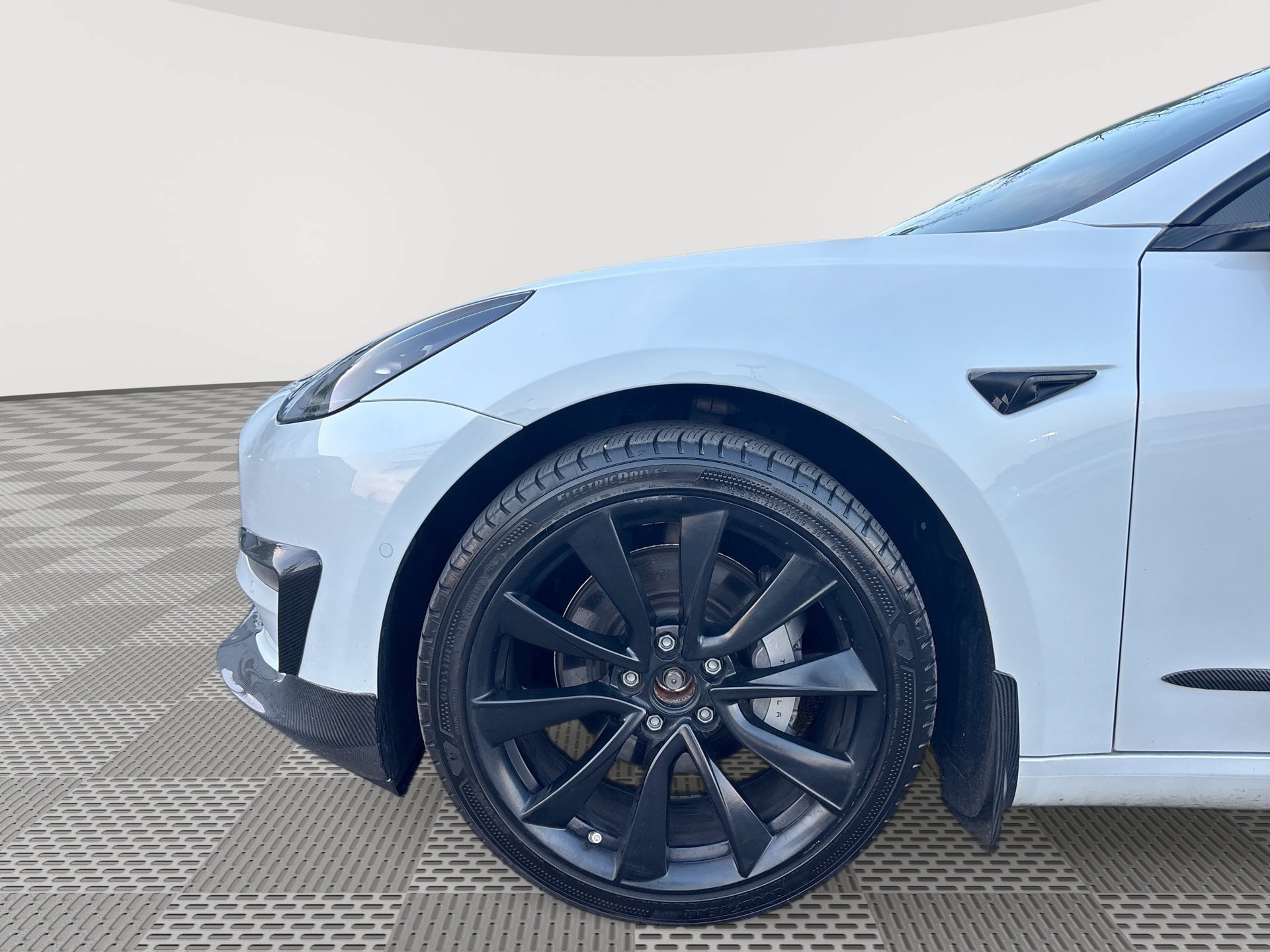 Used 2022 Tesla Model 3 Long Range AWD/4WD image 19