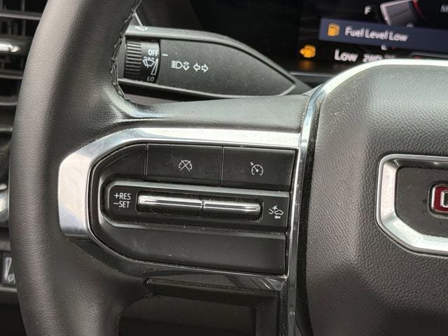 Used 2023 GMC Canyon Elevation image 14