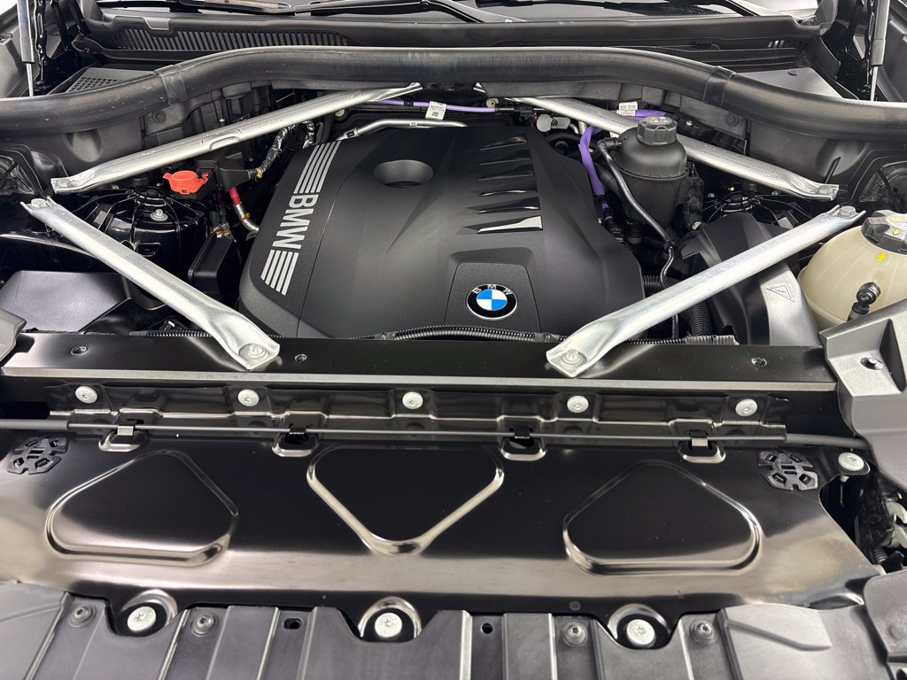 Certified 2024 BMW X5 xDrive40i w/ M Sport Package AWD/4WD image 22