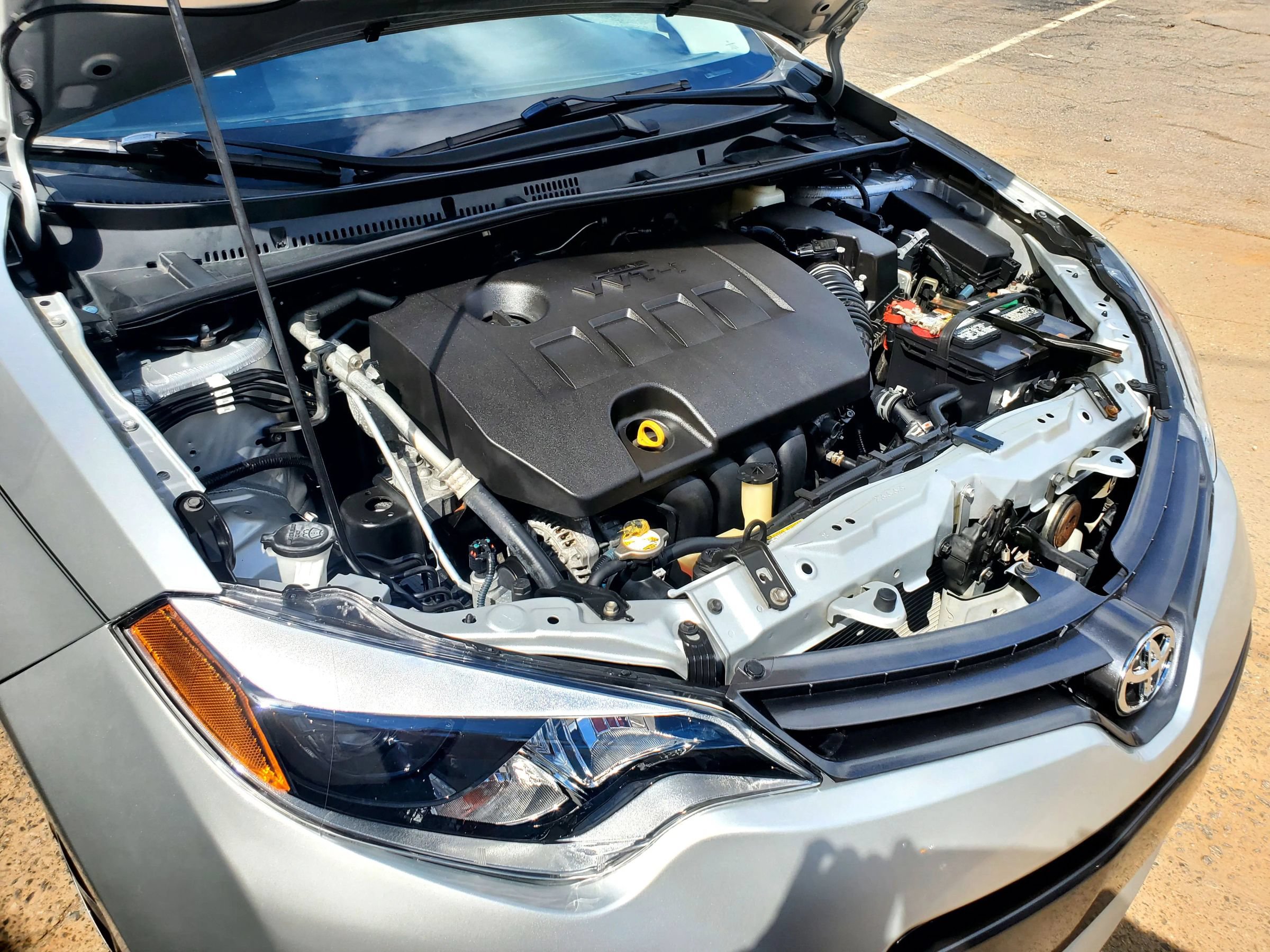 Used 2016 Toyota Corolla LE FWD image 46