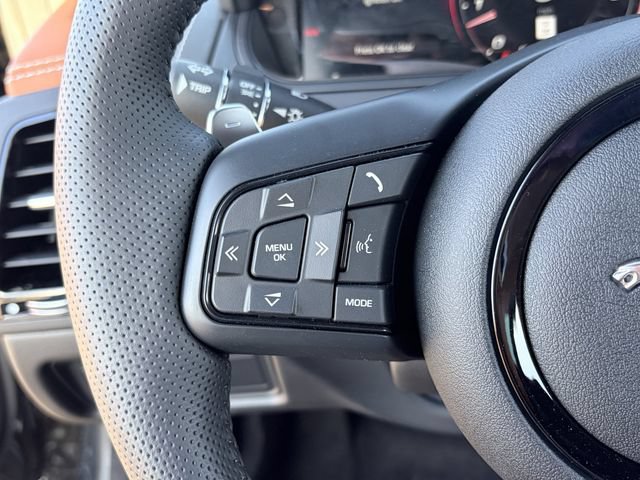 Used 2024 Jaguar F-TYPE R AWD/4WD image 8