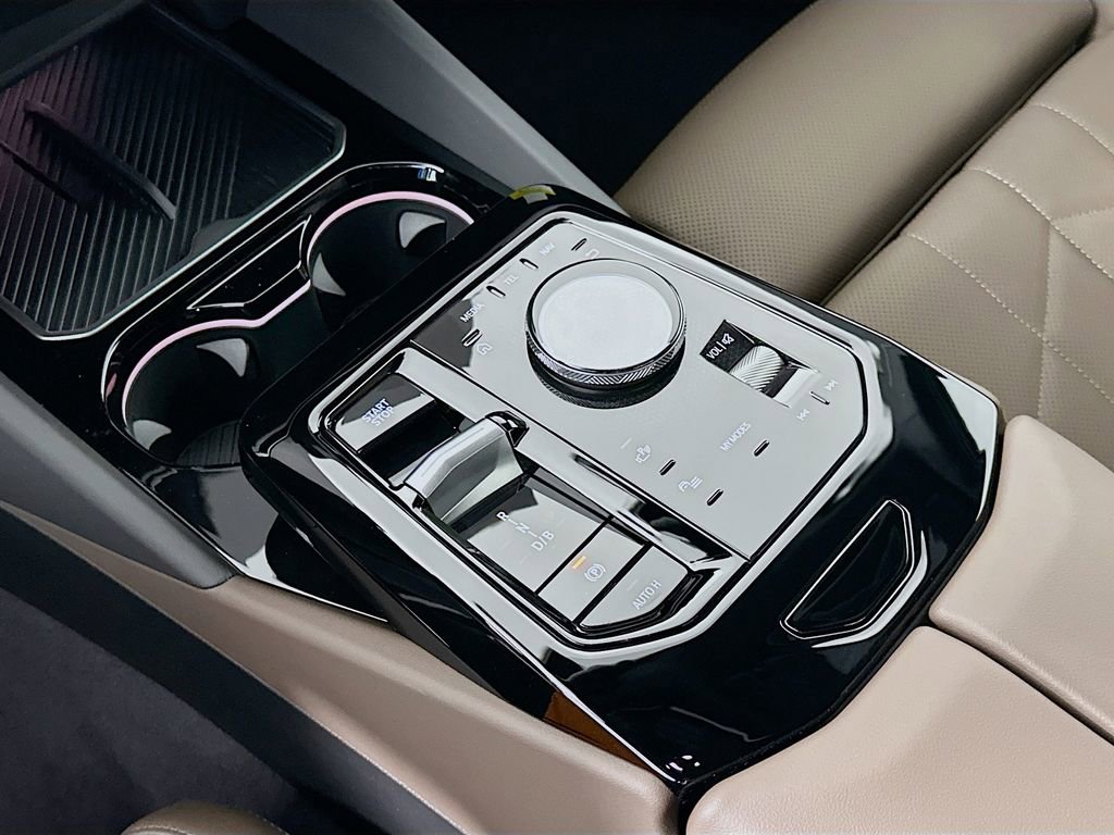 New 2026 BMW i5 eDrive40 w/ Premium Package RWD image 15