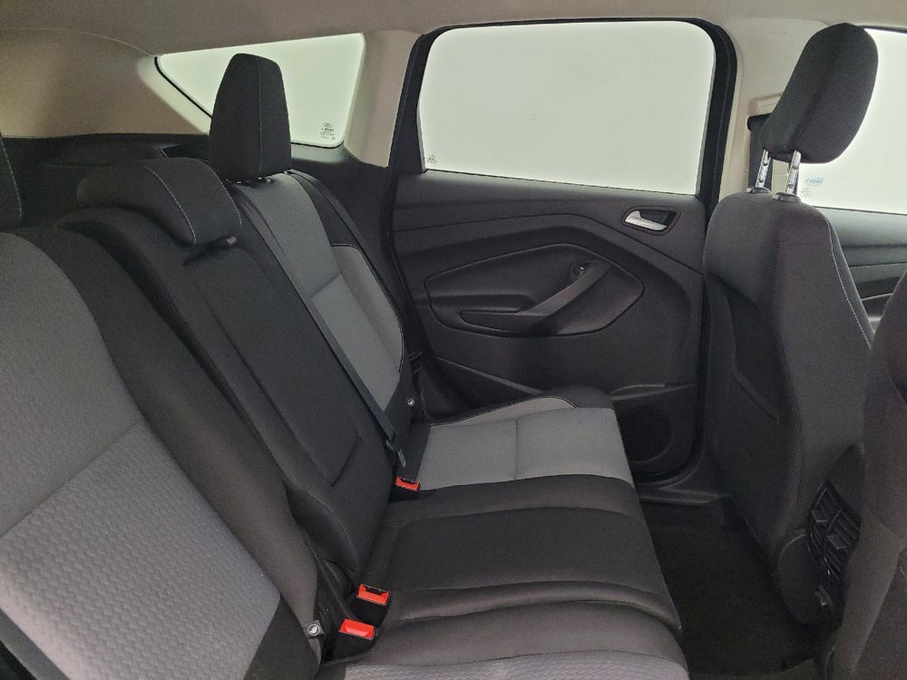 Used 2018 Ford Escape SE w/ SE Sync 3 Package AWD/4WD image 19