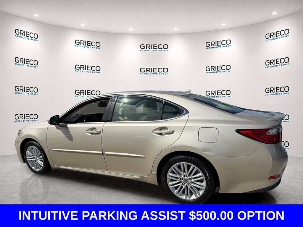 Used 2013 Lexus ES 350 w/ Luxury Pkg FWD image 5