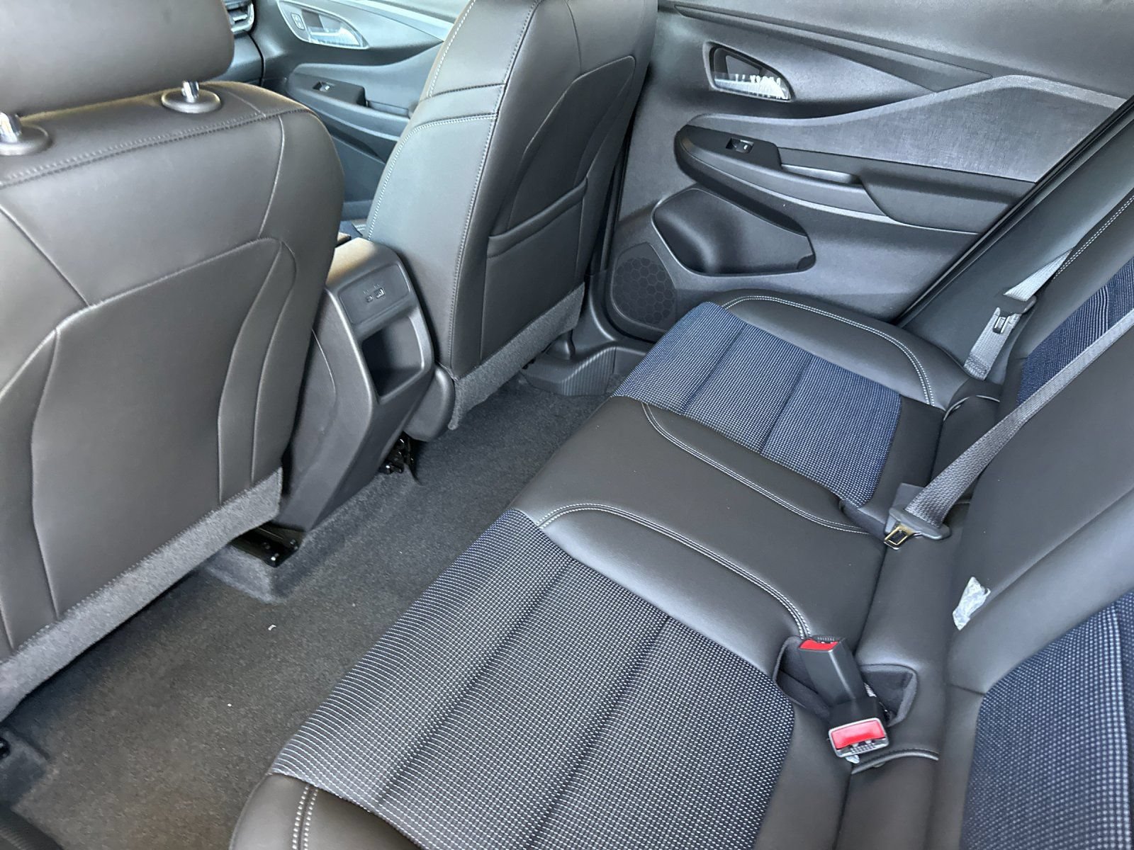 New 2026 Buick Envista Sport Touring FWD image 12