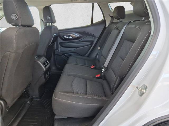 Used 2024 GMC Terrain SLE AWD/4WD image 18