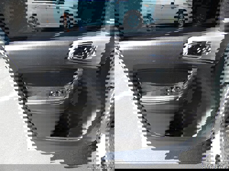 Used 2021 Ford Ranger XLT w/ Equipment Group 302A High image 42