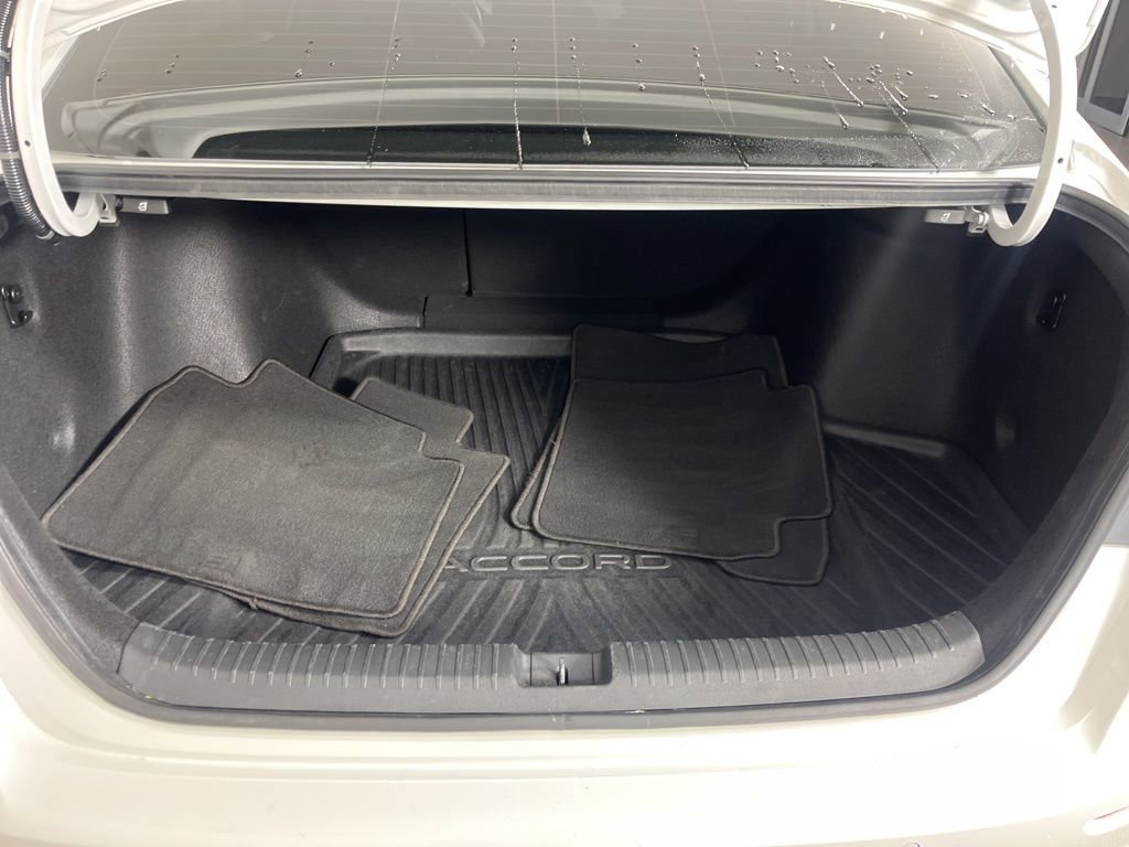 Used 2024 Honda Accord EX-L image 9