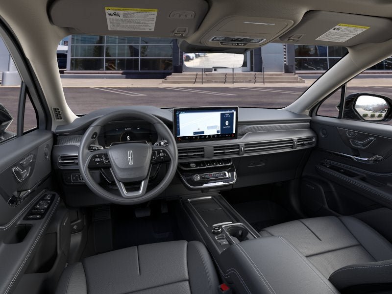 New 2023 Lincoln Corsair Reserve w/ Equipment Group 202A AWD/4WD image 9