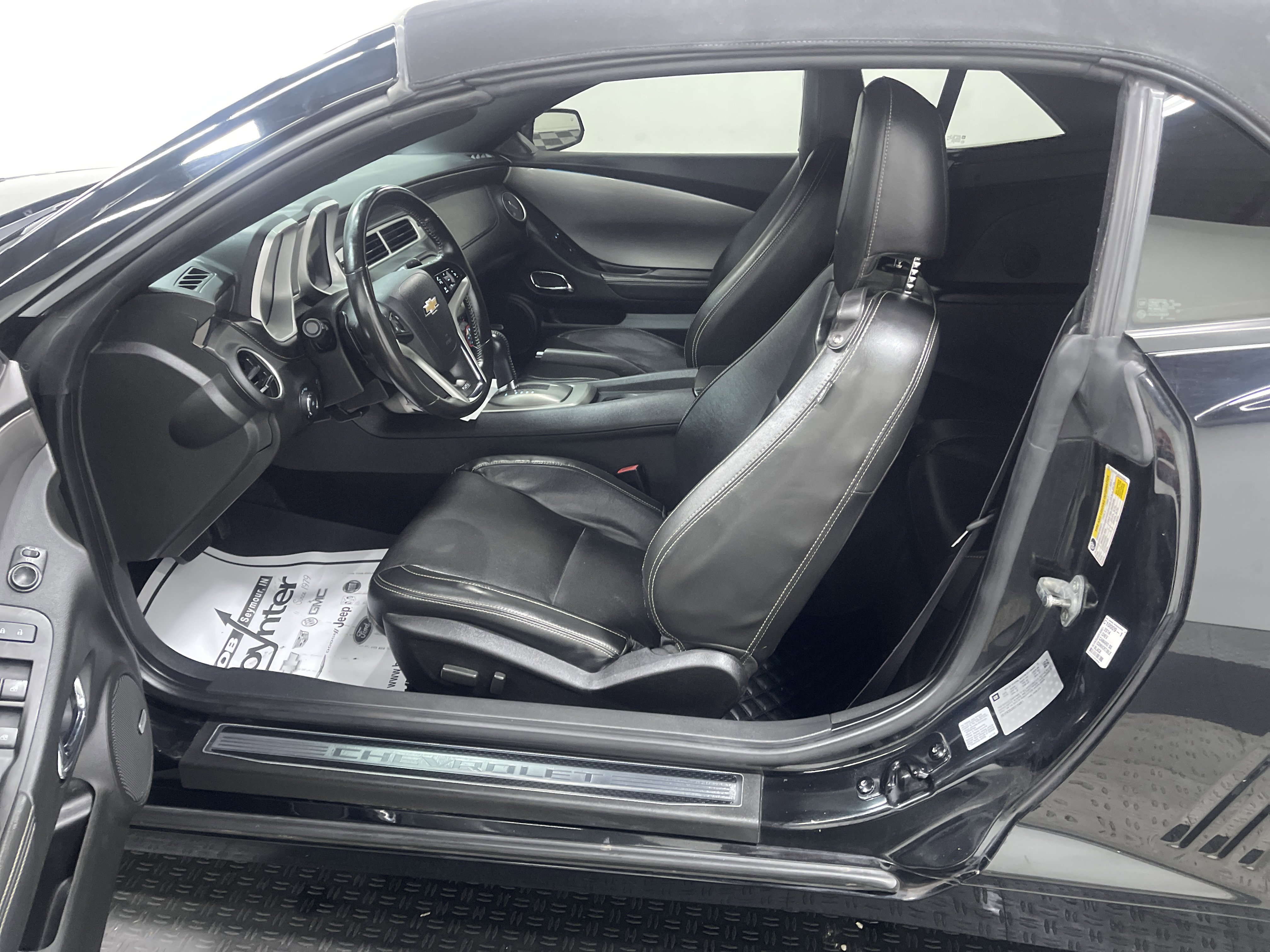 Used 2014 Chevrolet Camaro SS w/ RS Package RWD image 9